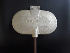 Vintage VITANTONIO MFG CO CLEVELAND OHIO NO 1 WAFFLE MAKER