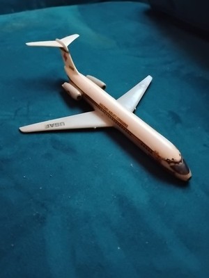 U.S. AIR FORCE C-9A NIGHTINGALE AIRLIFT COMMAND WOOD DESK MODEL AIRPLANE