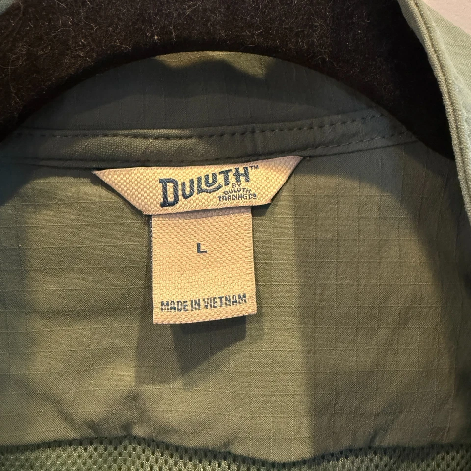 Duluth Trading Outdoor Fishing Camping Tactical Utility Vented Vest Size L Green - Image 2 of 4