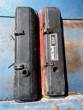 Chevy Small Block Valve Cover Set Pre Owned Chevy Small Block Valve Cover Set Pre Owned