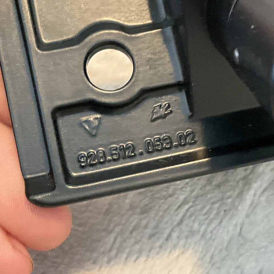 PORSCHE 928 CERRADURA ESCOTILLA TRASERA SUPERIOR ORIGINAL 92851205302 Nueva Caja Abierta Foto 4 de 4