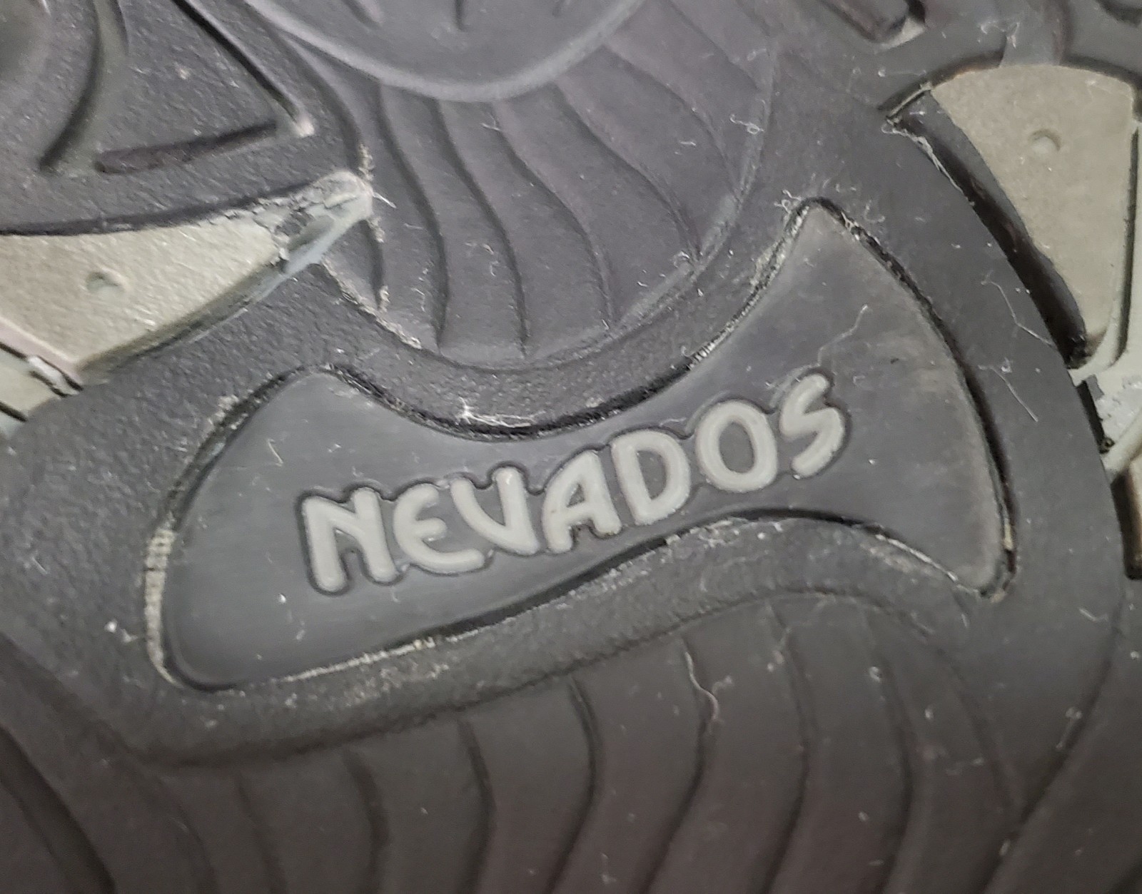 Nevados Men's Brown River Sandals Size 9 - Sports, Outdoor Water, Hiking