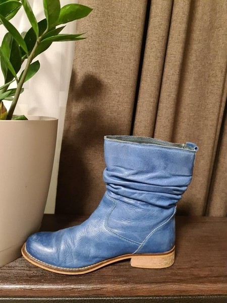 Women Clarks Boots Blue Leather 37.5