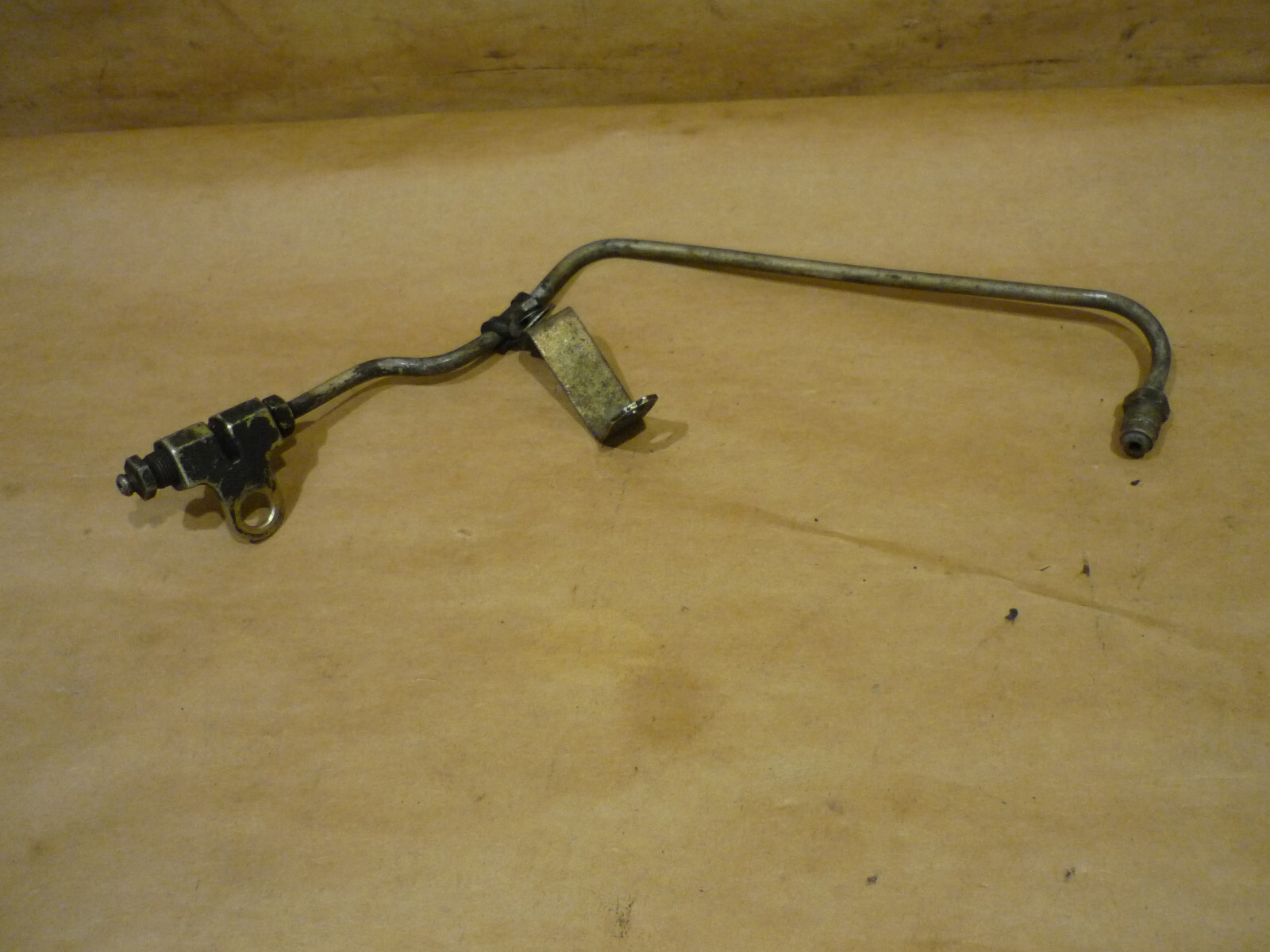 Ferrari 355,Mondial t - Clutch Pipe With Block & Bleed Screw  P/N 147839