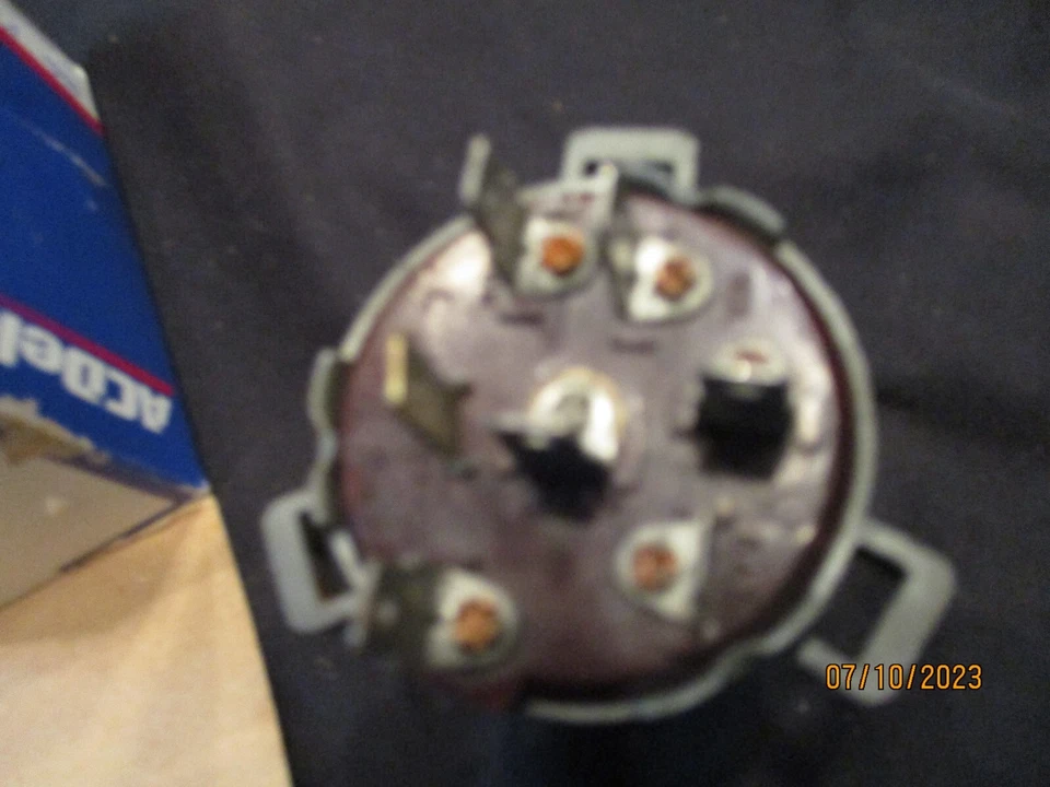 Chevy Camaro Cutlas Fitrbird Nova 1968 1969 interruptor de encendido 1116694 Foto 3 de 3