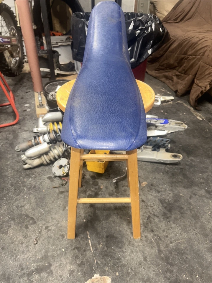 2006 SUZUKI RMZ450 ASSENTO PANELA ESPUMA CAPA ALMOFADA SELIM 45100-35G20-DNA - Imagem 2 de 4