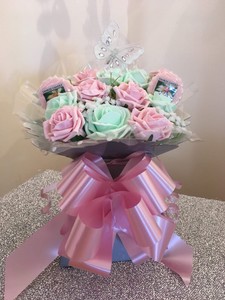 Détails Sur Handmade Yankee Candle Bouquet De Fleurs Vert Menthe Et Roses Rose Cadeau Afficher Le Titre Dorigine