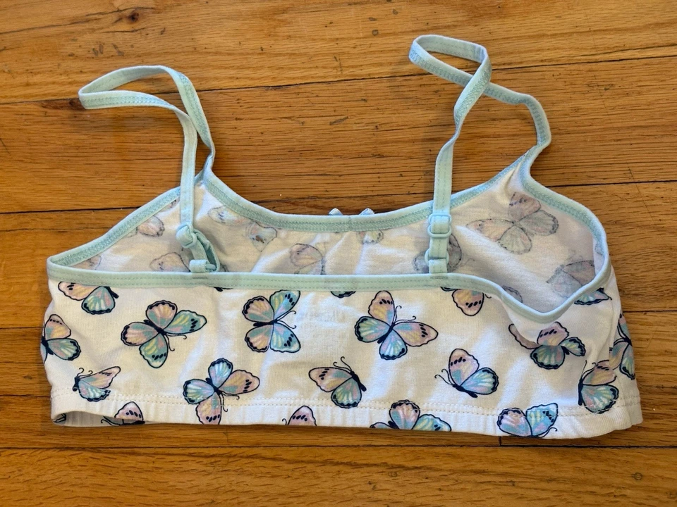 Sujetador Limited Too talla mediana estampado mariposa Foto 2 de 3