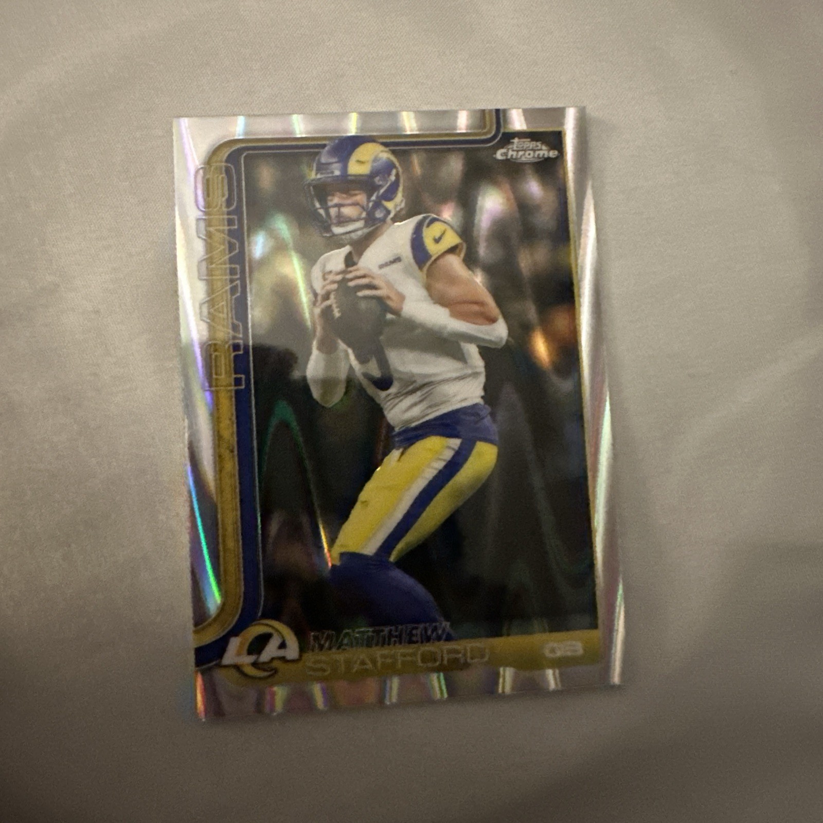 Matthew Stafford #169 - 2025 Topps Chrome Football -Ray Wave - LA Rams