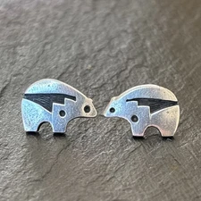 Dawn Lucas Hopi Bears vintage Pierced Earrings Sterling Silver Smaller Studs HL