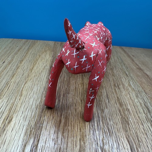 Old hand carved Alebrijie Dog Cat like Animal Oaxaca Mexican 4.5” - Picture 4 of 9