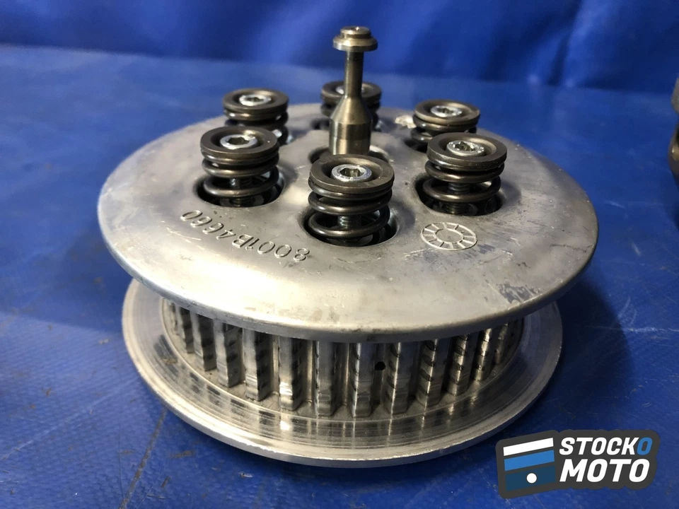 Cloche d'embrayage avec disque MV AGUSTA F3 675 2012 à 2017.  - Photo 3/4