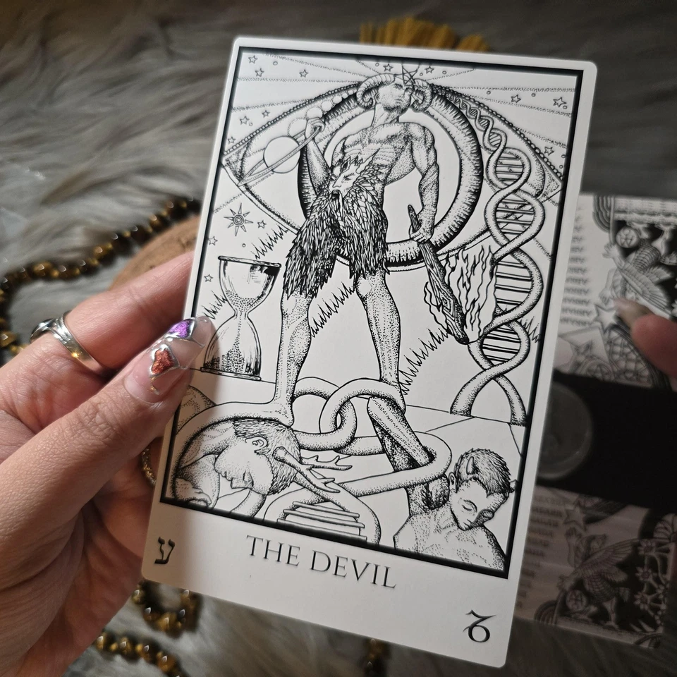 Tabula Mundi M.M. Meleen 22 Card Tarot Deck With Card Sleeve No Guidebook USED - Image 3 of 4