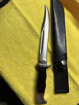 Buck Knife 120 with leather sheath. Made 1961-1967 Vintage 