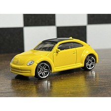HOT WHEELS V5312 VOLKSWAGEN BEETLE YELLOW 1:64 DIECAST 2 1/2" CAR