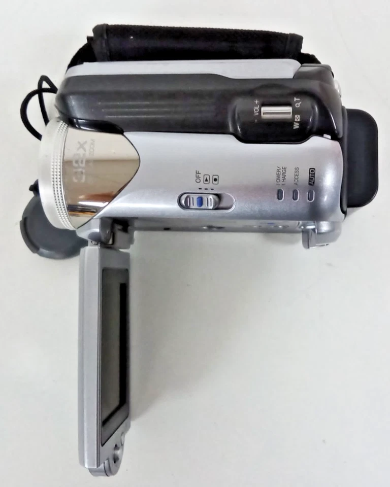 JVC 20GB Hard Disc Camcorder. Everio G series GZ-MG21EK inc Box and Accessories - Image 4 of 4