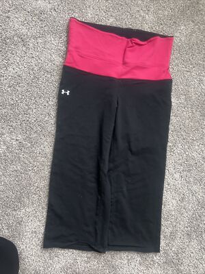 Under Armour Women s Black Capri Pants Size S Small Semi Fitted All Season Gear