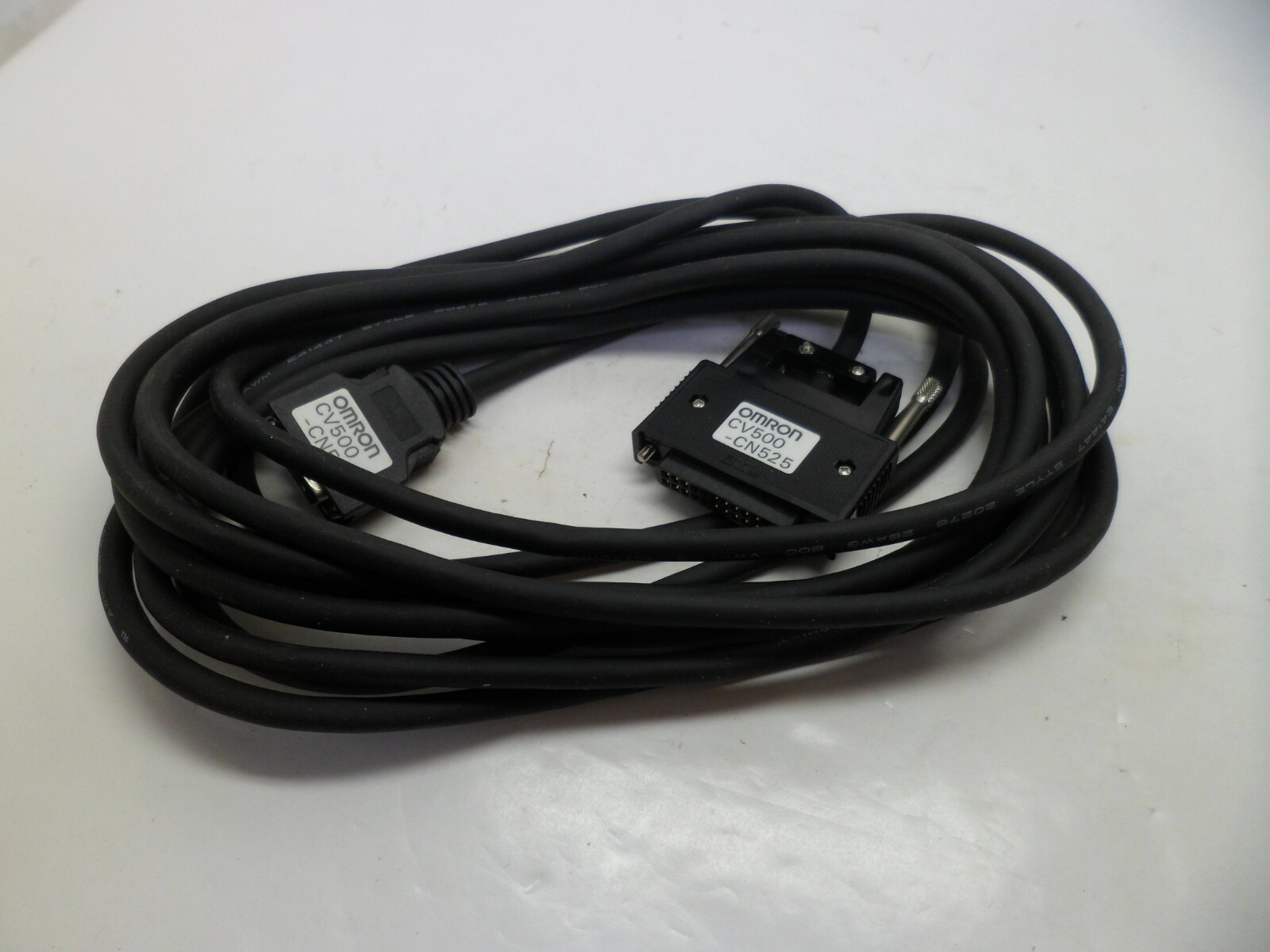 OMRON CV500-CN525 CONTROLLER CABLE CONNECTING SYSMAC NOS Free Shipping in USA