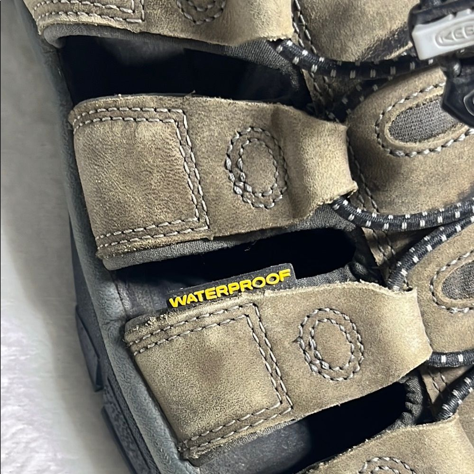 Sandali da trekking impermeabili Keen Newport H2 marroni punta chiusa scarpe da trail taglia 11 5