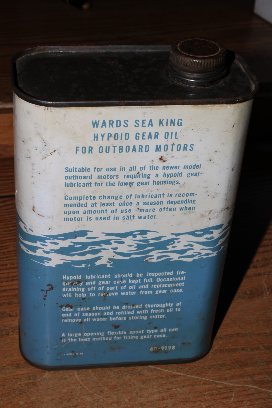 FULL Vintage WARDS SEA KING HYPOID GEAR OIL OUTBOARD MOTOR OIL