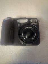 Nikon COOLPIX 5000 Digital Camera - looks nice - untested - AS IS