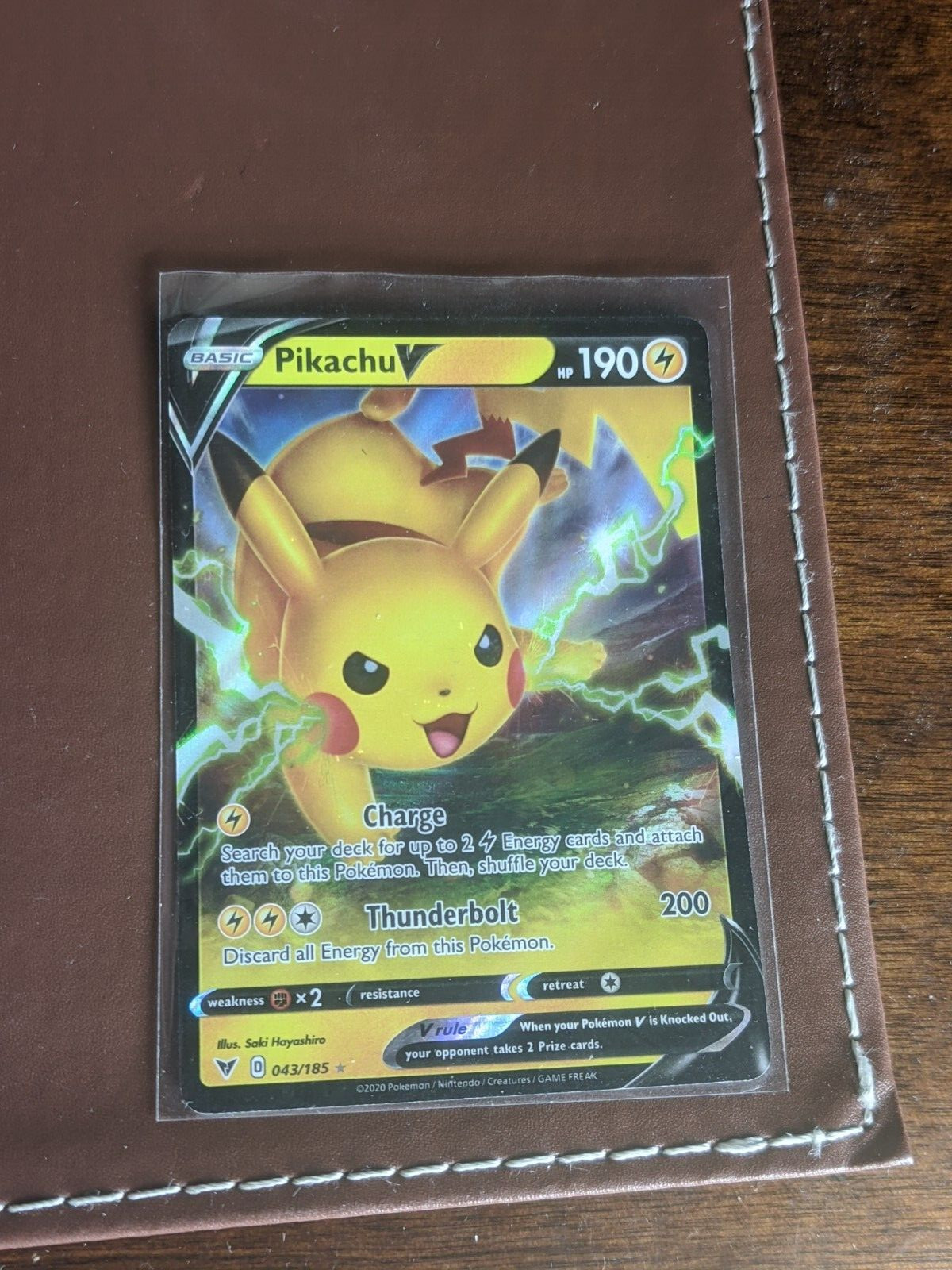 1x NM/Mint Pikachu V #043/185 Vivid Voltage English Pokémon TCG Holo