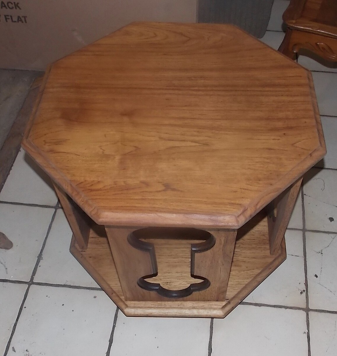 Cherry Octagon End Table / Side Table (ET274) | eBay