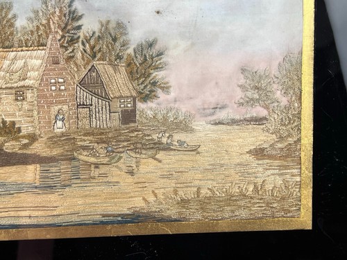 ANTIKES STICKBILD UM 1800 SEIDE HAUS AM FLUSS MIT PERSONEN - Bild 6 von 17