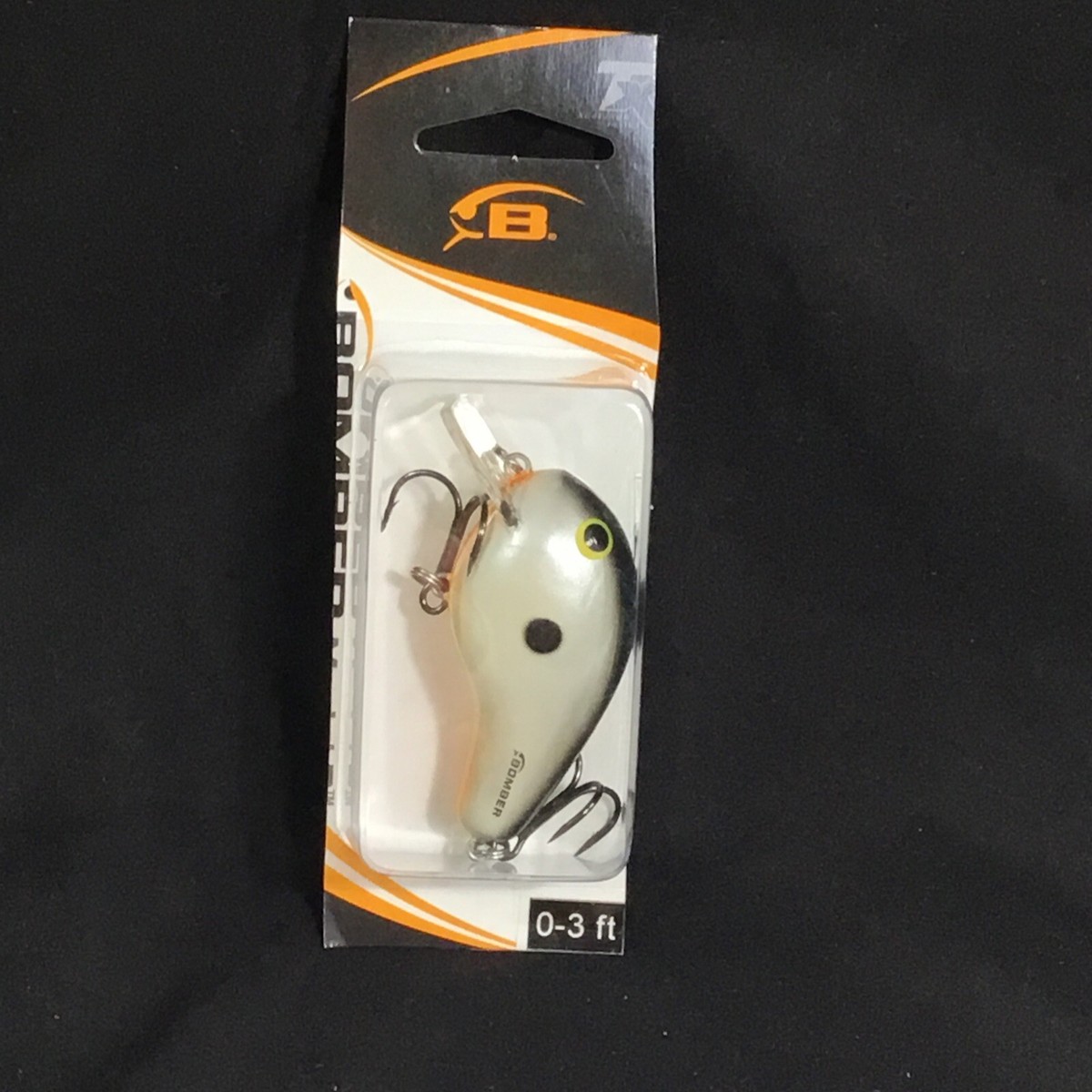 BOMBER MODEL B BALSA WOOD CRANKBAIT FISHING LURE PEARL/BLACK