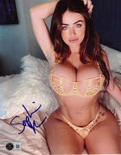Sophie Dee Signed 8x10 Photo Adult Star Authentic Autograph Beckett Witness