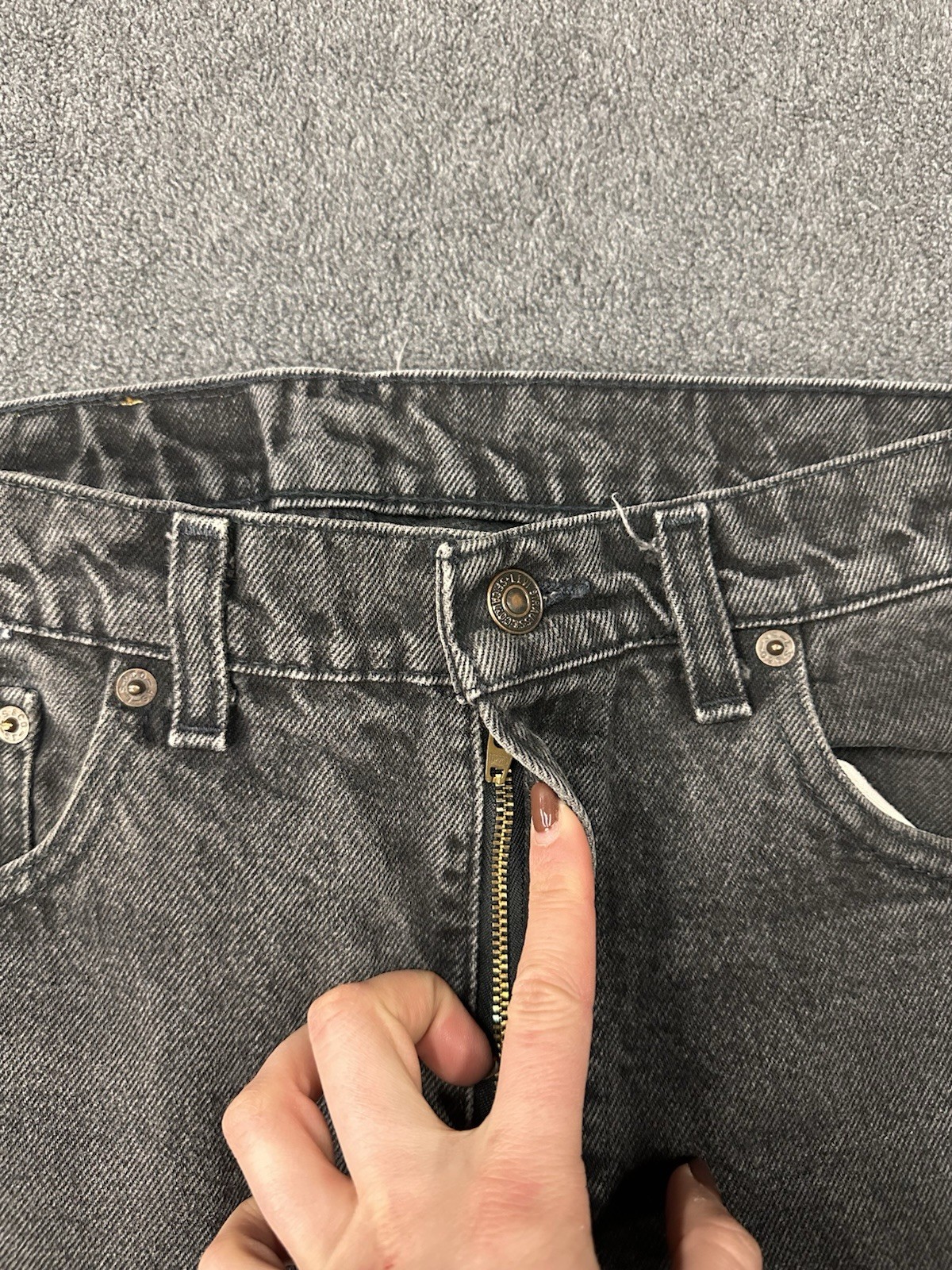 Vintage Levi’s 512 Men’s 34x32 Straight Leg Jeans Black Wash USA Made 90s thumbnail 4