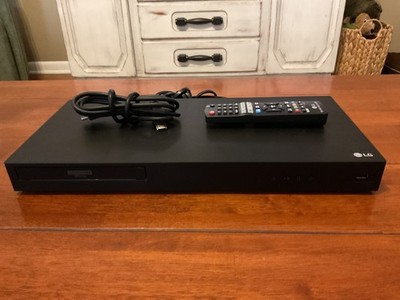 LG UBK90 4K Ultra HD HDR Dolby Vision Blu-ray Player/Remote/HDMI Cable