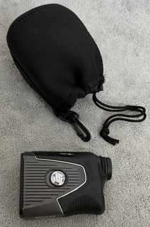 Bushnell Pro XE Golf Rangefinder 201950 Near Mint w/Padded Neoprene Pouch!