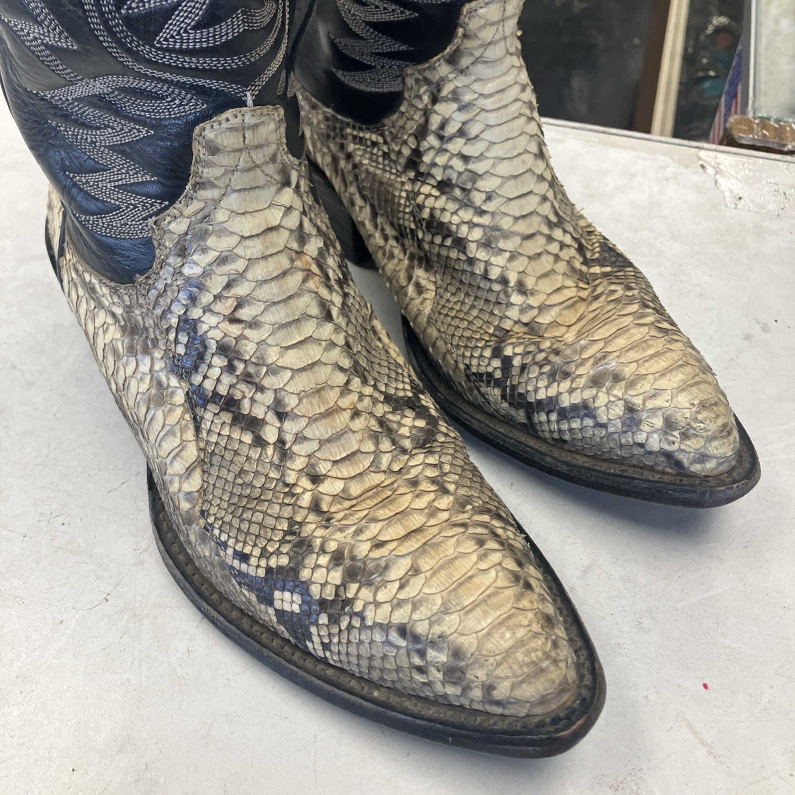 Vintage 80s Cowtown Authentic Python Snake Skin W… - image 5