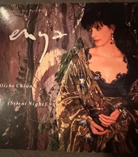 ENYA - OICHE CHIUN (SILENT NIGHT) - RARE 3 TRACKS CD SINGLE IN A CARD SLEEVE