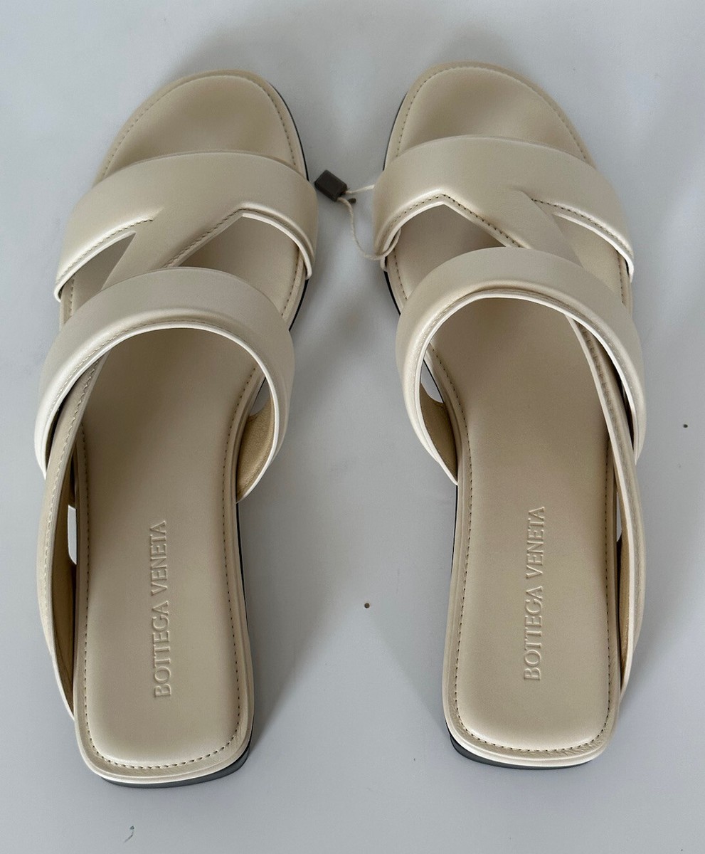 Bottega Veneta★素敵!Sea Salt Calf Leather Sandals Shoes NIB $760 Bottega Veneta Calf Leather Mule Sandals Shoes Sea