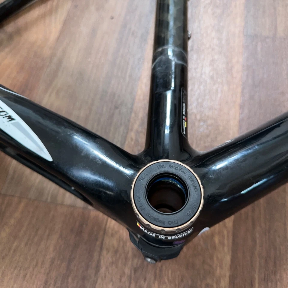 Juego de cuadro de bicicleta de carretera Ridley Helio de fibra de carbono con extras tamaño M/50 cm 700c Foto 3 de 4