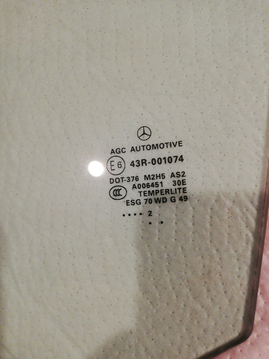 2012 - 2015 MERCEDES ML350 ML550 FRONT LEFT DOOR GLASS OEM 43R