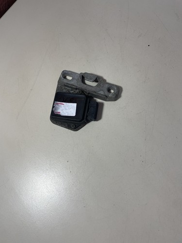 Zündmodul Opel Astra F 1,8L mit Halter 90360315