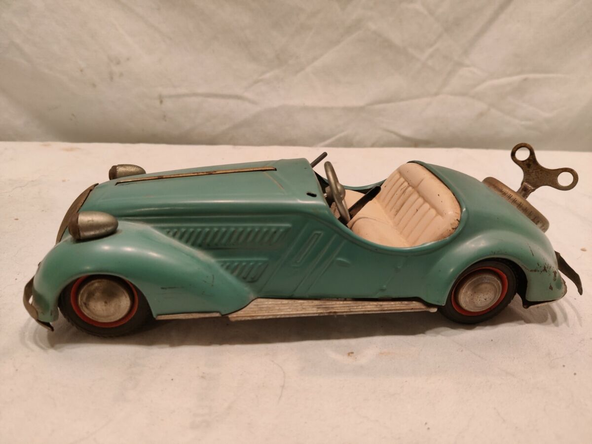 Distler D-3200 Convertible 50s Tin Wind Up Clockwork Toy Car Distler D-3200 Convertible 50s Tin Wind Up Clockwork Toy Car