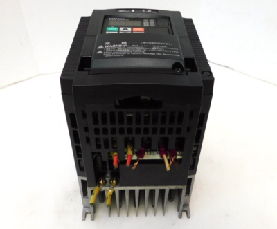 HITACHI WJ200 INVERTER WJ200-015LF VER 3.2 200V 1.5kW 3PH 10.8/9.0 