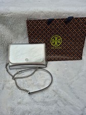 Tory Burch Metallic Chain Wallet 184801 Silver 325