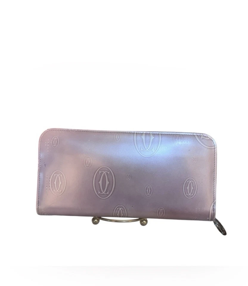 Auténtica Cartera Cartier Feliz Cumpleaños Lavanda Cremallera Alrededor Logo CC Cuero  Foto 2 de 4