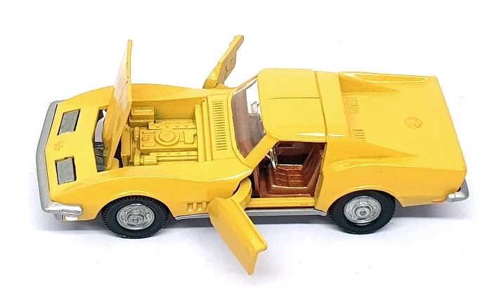 Dinky Toys 11 cm de largo diecast 221 - Chevrolet Corvette Stingray - amarillo Foto 4 de 4