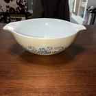 Vintage Pyrex Homestead Cinderella 4 QT Mixing Bowl 444 Speckled Tan With Blue
