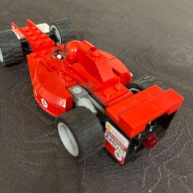 LEGO 8672 Racers Ferrari F1 Finish Line 2006