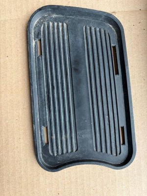 Chrysler 300 - 300C 2006 Unteres Gitter dreiteilig vorne 04806085AA BUJ784