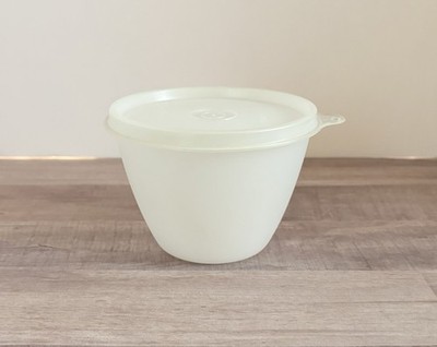 Vintage USA Made Tupperware Refrigerator Bowls - White 148-29 With Lid 215-50