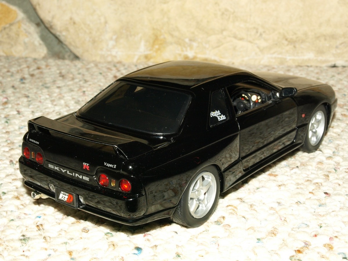 Rare Jada Initial D Nissan Skyline GT-R R32 Diecast Car 1:24