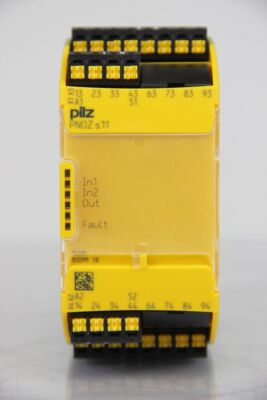 Pilz 751111 PNOZ s11C 24VDC 8n/o 1n/c PNOZsigma Kontakterweiterung 2015